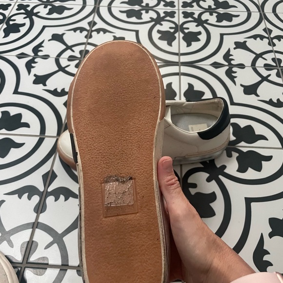 Women’s dolce vita Zina sneaker - Picture 6 of 6